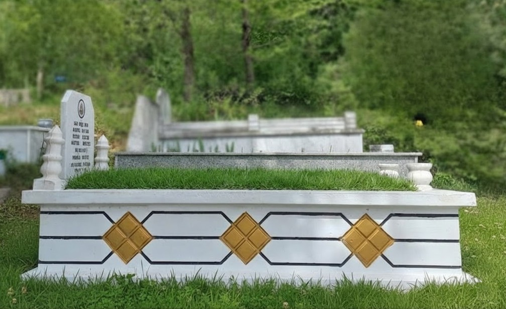 Siyah Çizgili  Mozaik Mezar